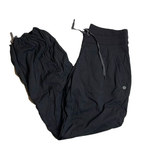 Lululemon Dance Studio Unlined Black size 8 31” inseam full length